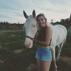 Meet your Posher, Erin